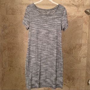 Gray Tee Dress🤍 Apt. 9